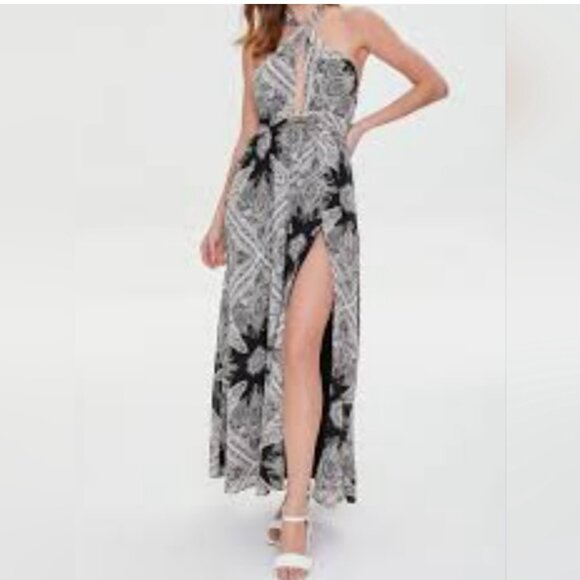 FOREVER 21 Y2K Style Black Paisley Halter Neck Sleeveless Maxi Dress Size Medium - Picture 2 of 9